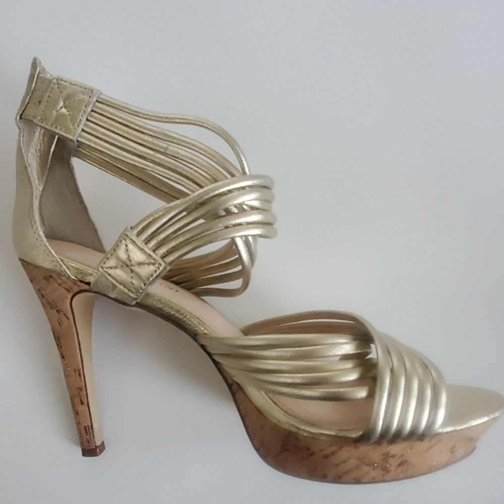 HPπGianni Bini Gold Leather Strap Cork Heels 9.5 - Picture 2 of 8